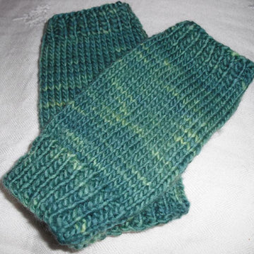 Easy peasy fingerless mitts