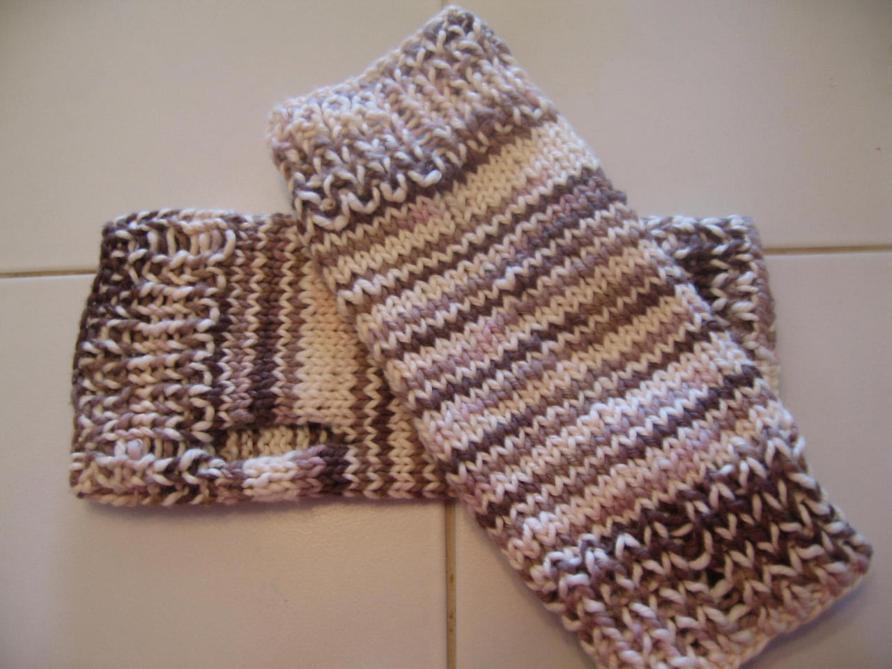 Ribbed Fingerless Gloves