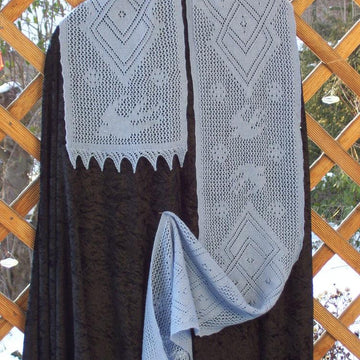 Lace Scarf " Swallows "