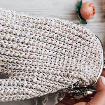 Mitten bag
