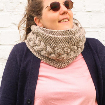 Tresse Infinity Cable Scarf