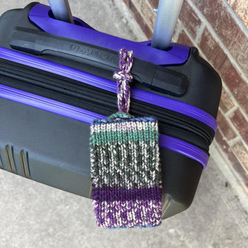 Luggage Tag -- a loom knit pattern
