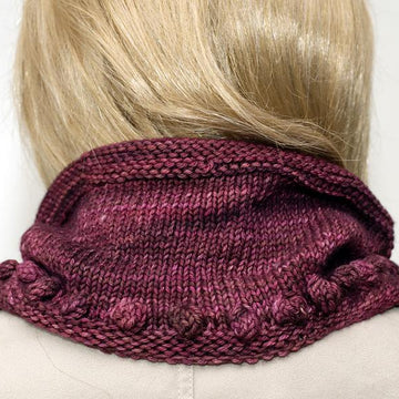 Hannah - Triangle Cowl