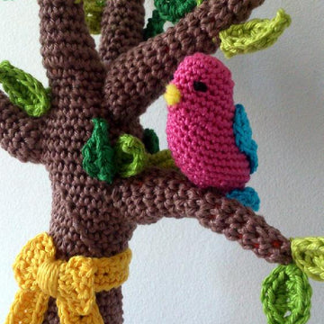 Tie a Yellow Ribbon 'round the ole Oak tree