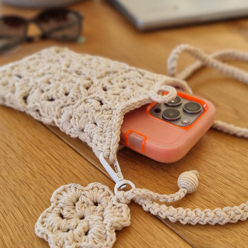 Mobile phone crossbody shoulder bag crochet pattern T32