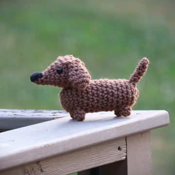 Mini Dachshund Amigurumi