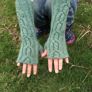 Dancing Lobster Mitts