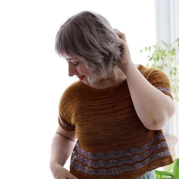 Karamelli Tee