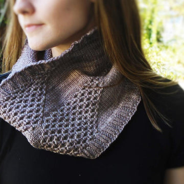 Hot Cross Cowl