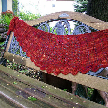 Scalloped Edge Shawlette