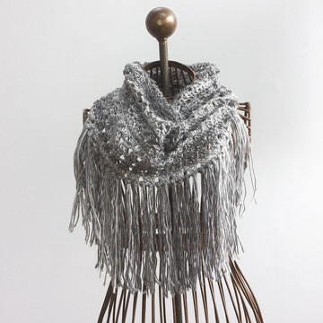 Easy Fringed Cowl