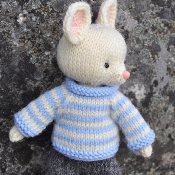 White mouse Peter