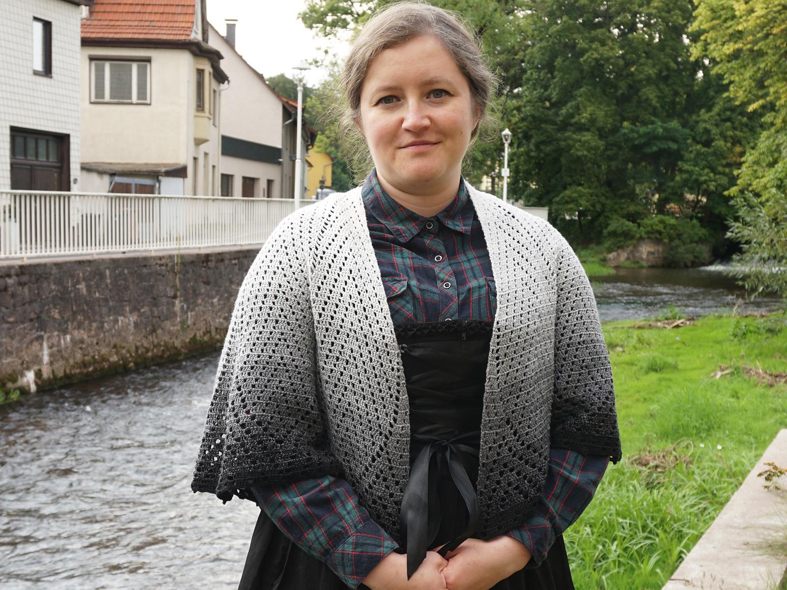 Daisy shawl