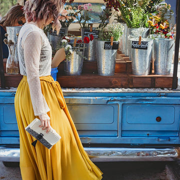 Hygge Infinity Clutch