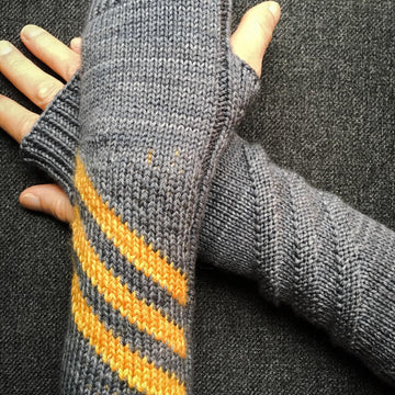 Adventurer ribbed armwarmers