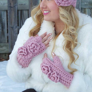 Crochet woman mittens ROSES