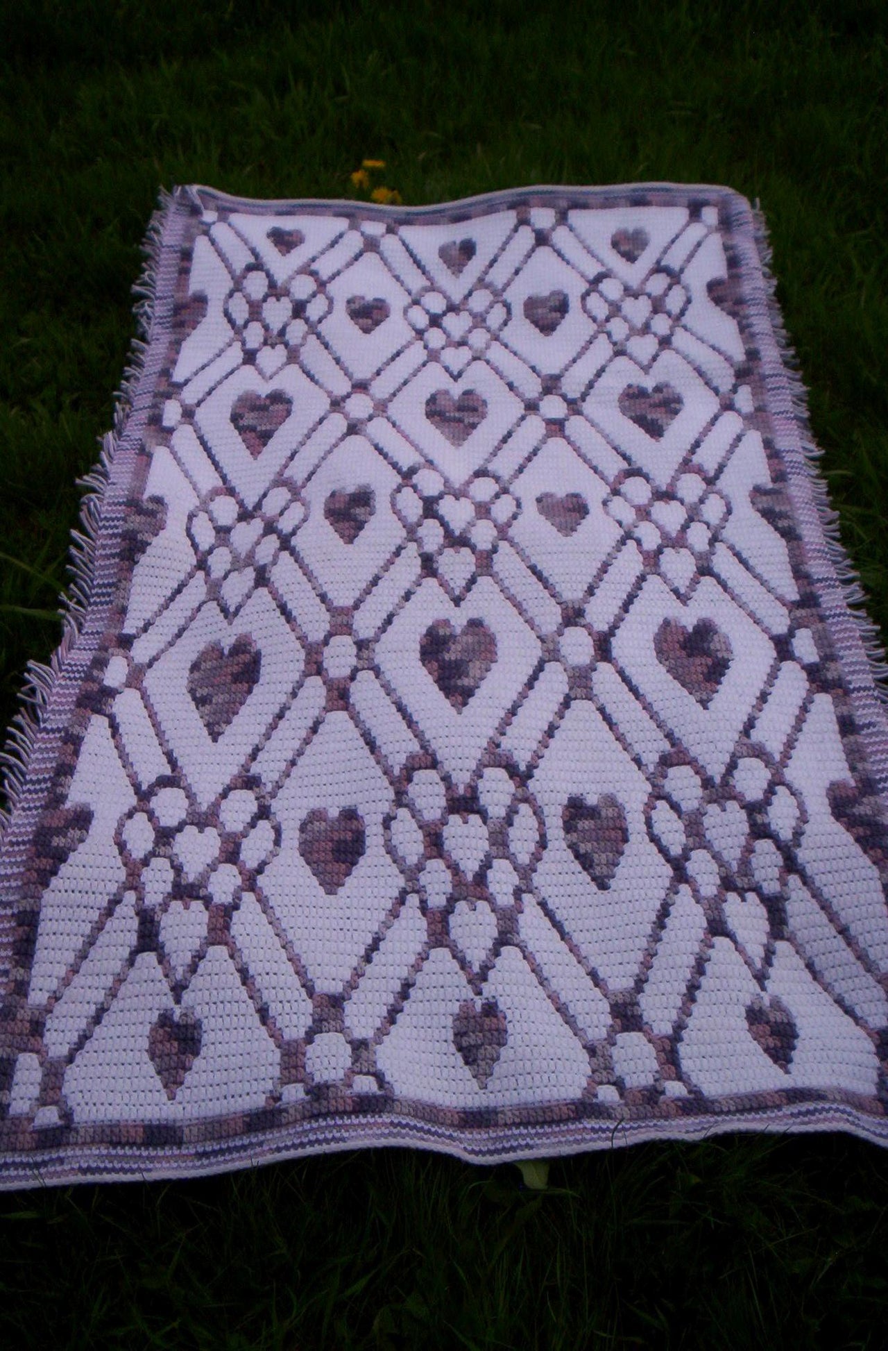 Plaid Hearts Throw - Overlay Mosaic Crochet Pattern