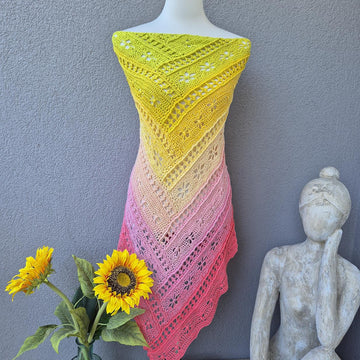 Triangular Scarf Idyia