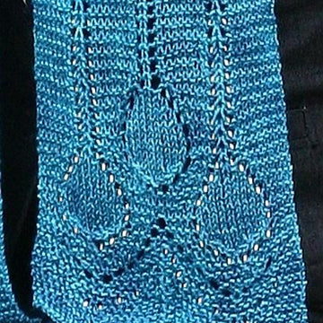 Deco raindrop scarf