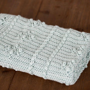 Cabled Blooms Blanket