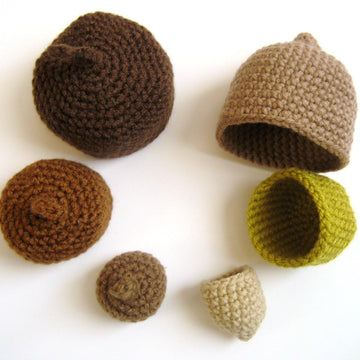 Nesting Acorns Crochet Pattern