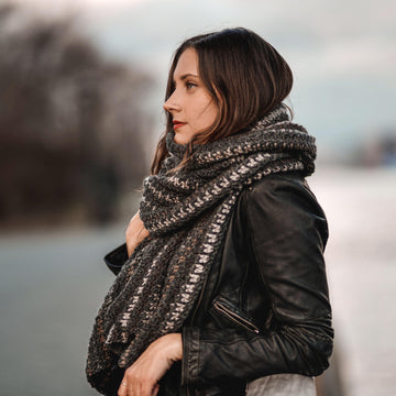 Bernard Houndstooth Scarf