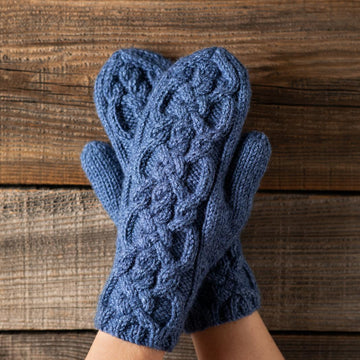 Avery Mittens