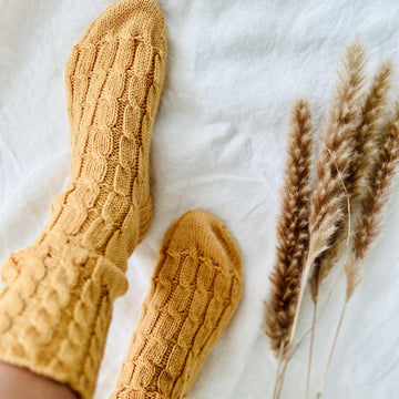 Autumn cable socks