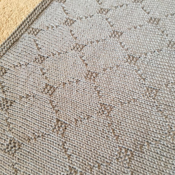 Dotty Diamond Blanket