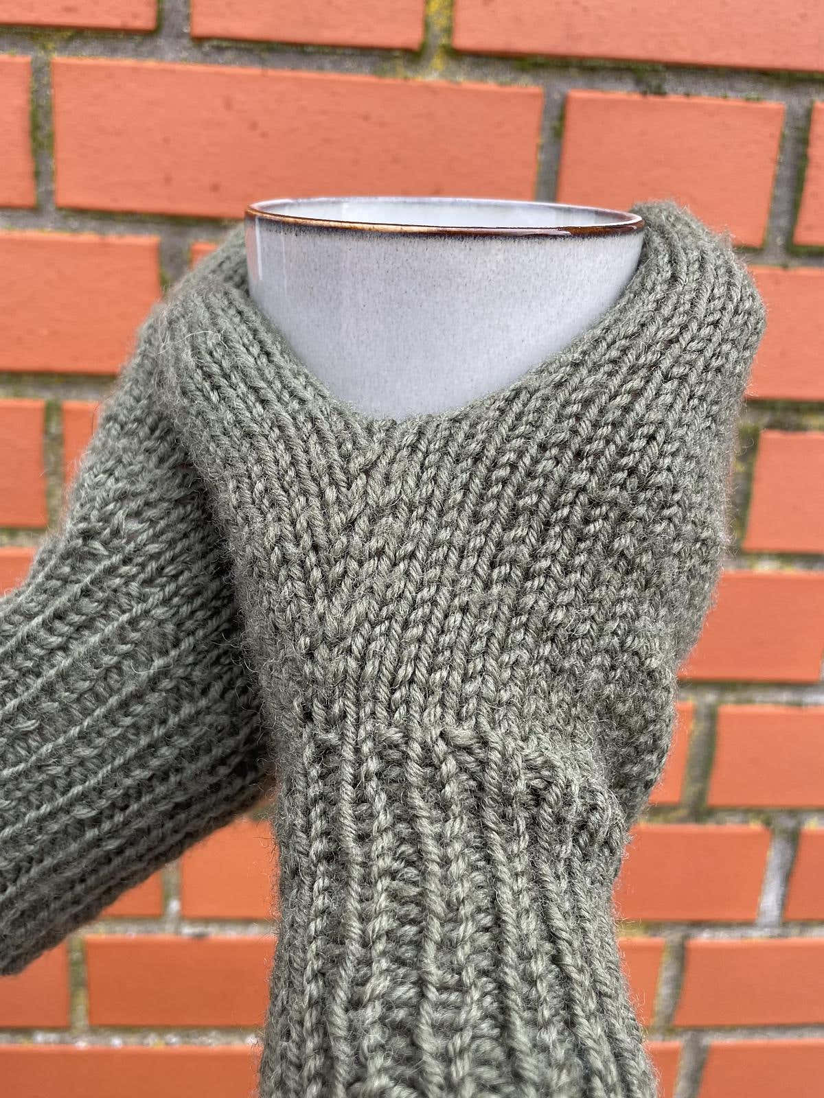 Esja Mittens