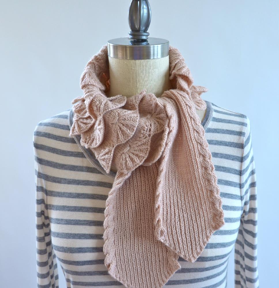 Scalloped Ruff