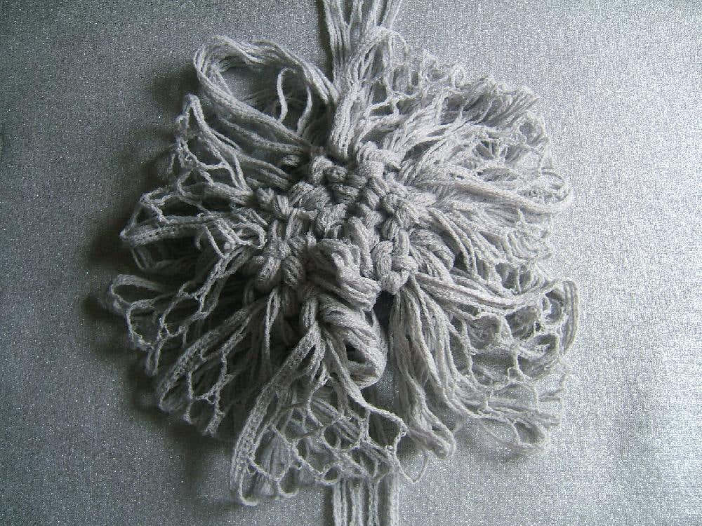 "Snow Queen" Parcel Flower Bomb