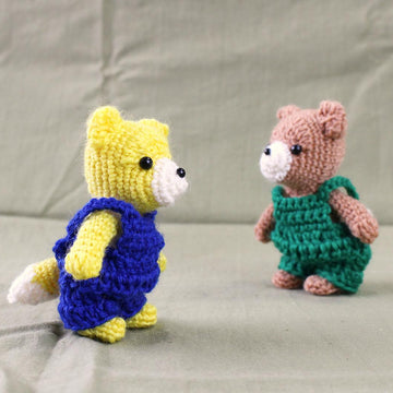 Tiny Fox with overall amigurumi / 小さなキツネのあみぐるみ