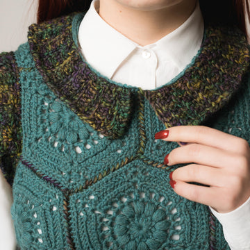 Manyko Vest Crochet PATTERN + video tutorial - Granny Hexagon Gilet with V-Neck and zigzag waistline, UK terms