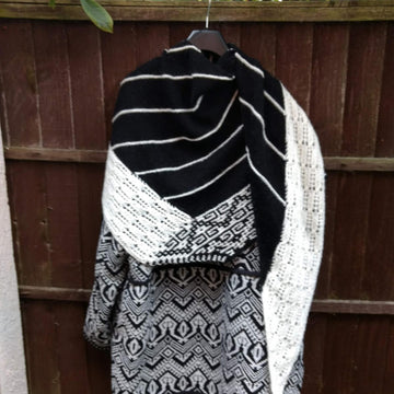 Pointless Shawl