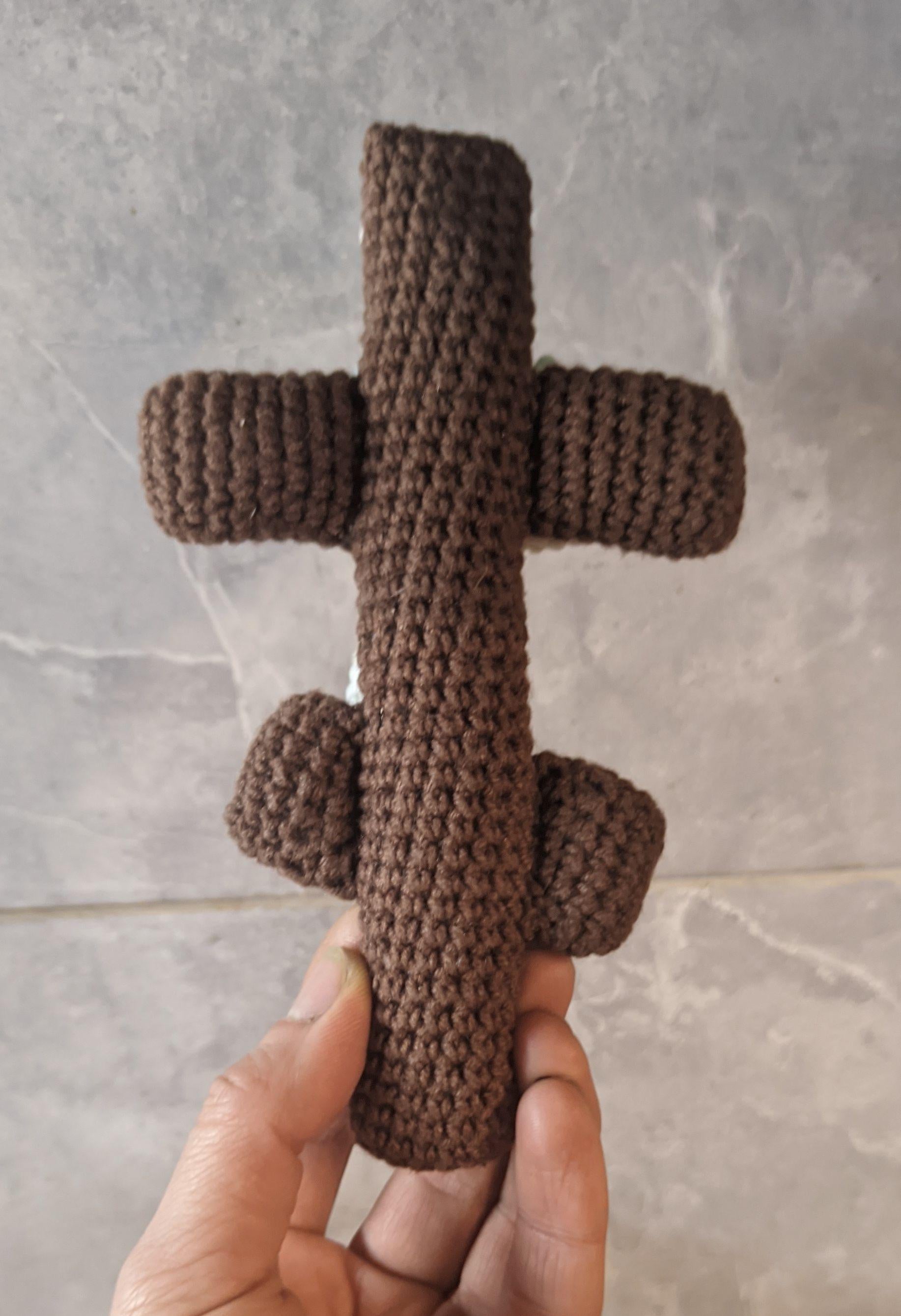 Jesus on the Cross English-US