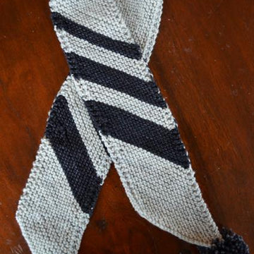 Side Stripe Scarf