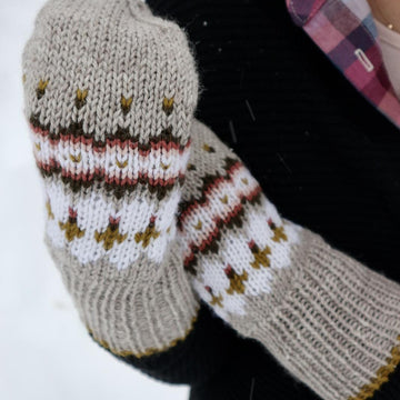Blossom of Snow Mittens
