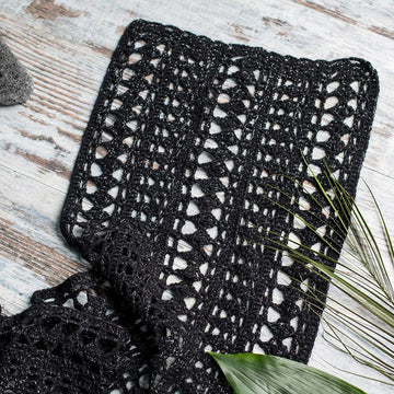 Diamond weave scarf