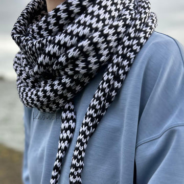 Shadow Stripe Scarf