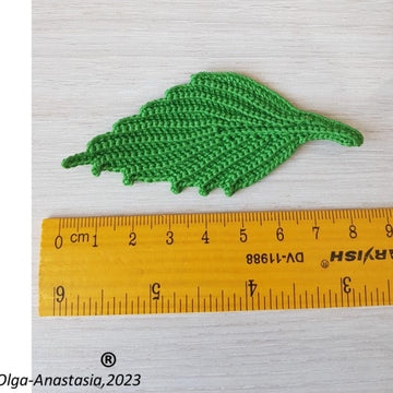 Ribbed leaf 3