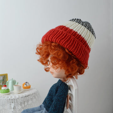 Two striped hat for Blythe