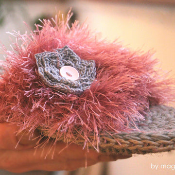Eyelash slippers