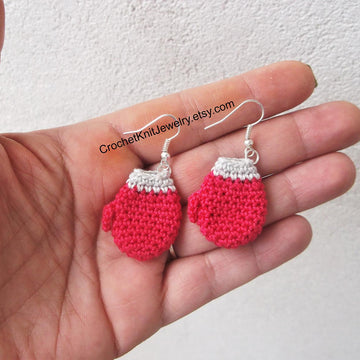 Mitten earrings