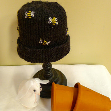 Baby Bee, knitted Cardigan and Hat