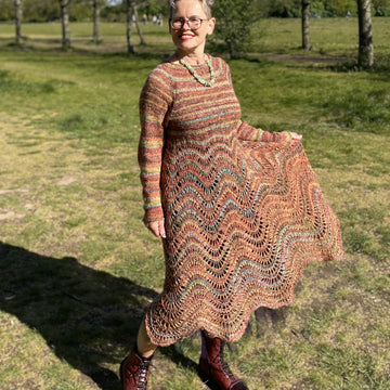 Loose Loop Wave Dress