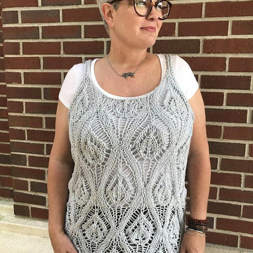 Traveling dropped stitches top