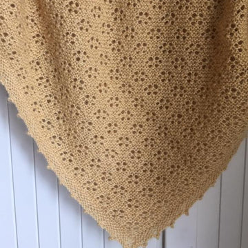 Dorothy Helen baby blanket