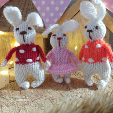 Rabbit toy knitting pattern