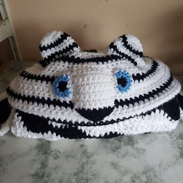 Crochet Snow Tiger Hooded Blanket